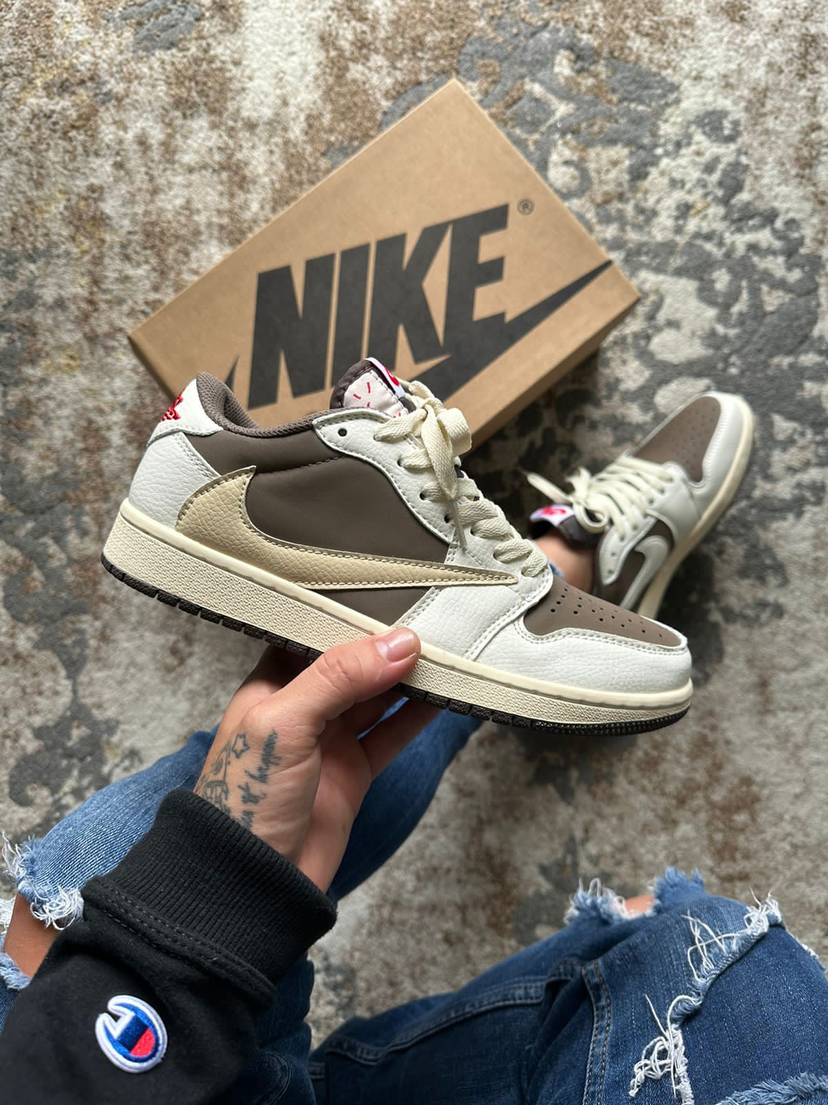 Jordan retro 1 Travis