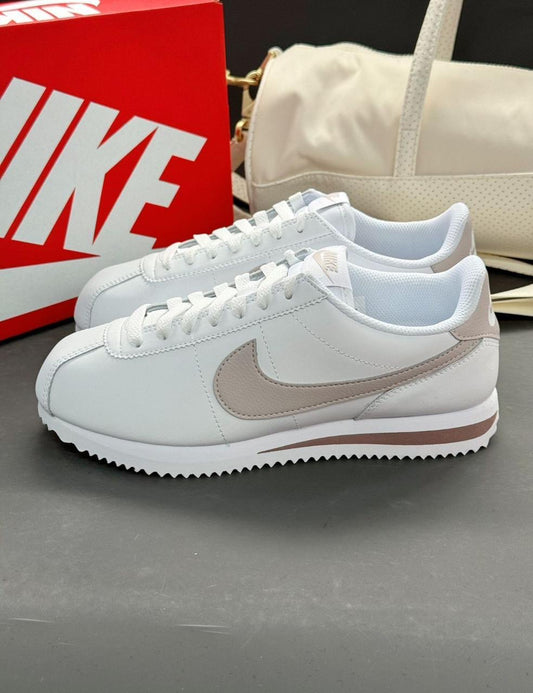 Nike Cortez