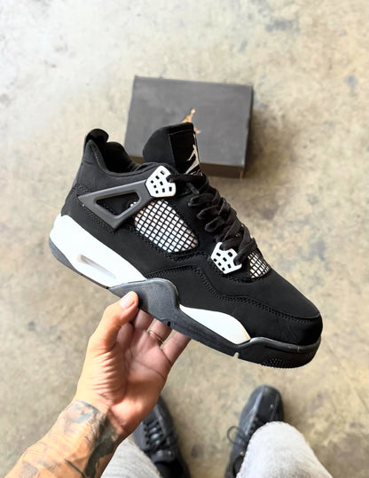 Jordan retro 4