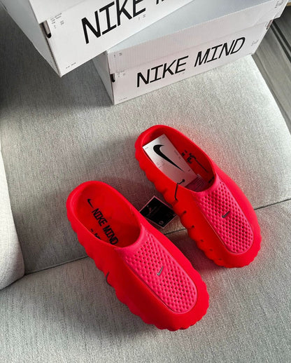 Nike Mind 001