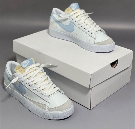 Nike Blazer