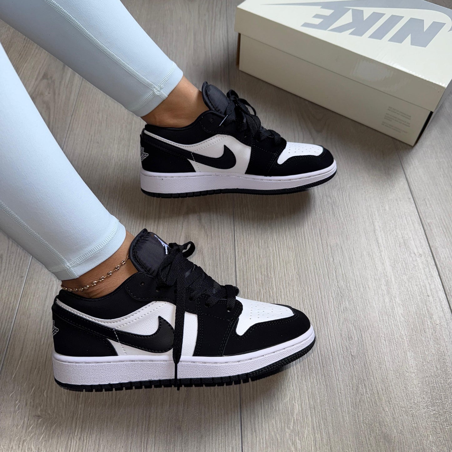 Jordan retro 1 low