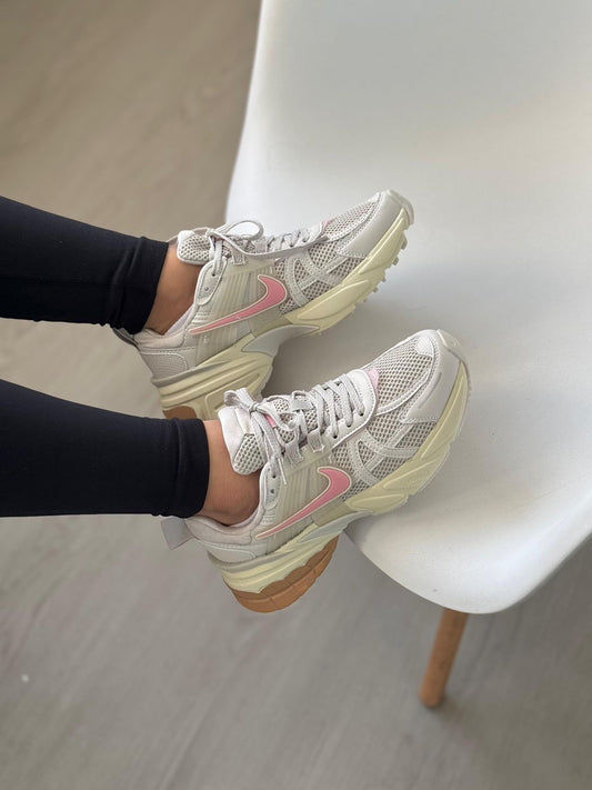 Nike V2K