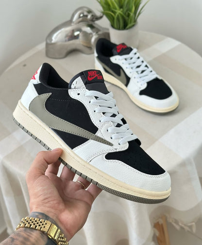 Jordan retro 1 low Travis
