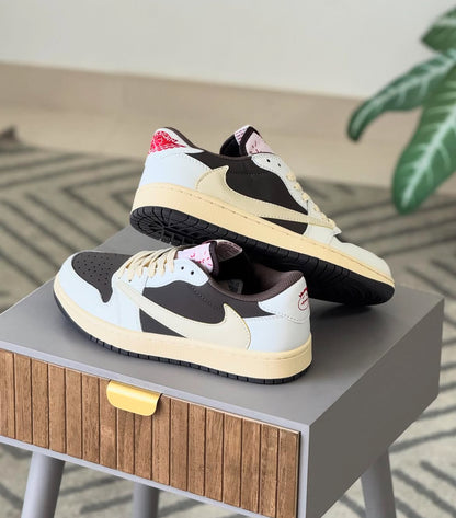 Jordan retro 1 low Travis