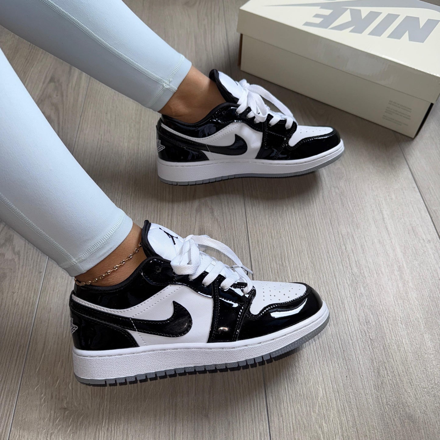 Jordan retro 1 low