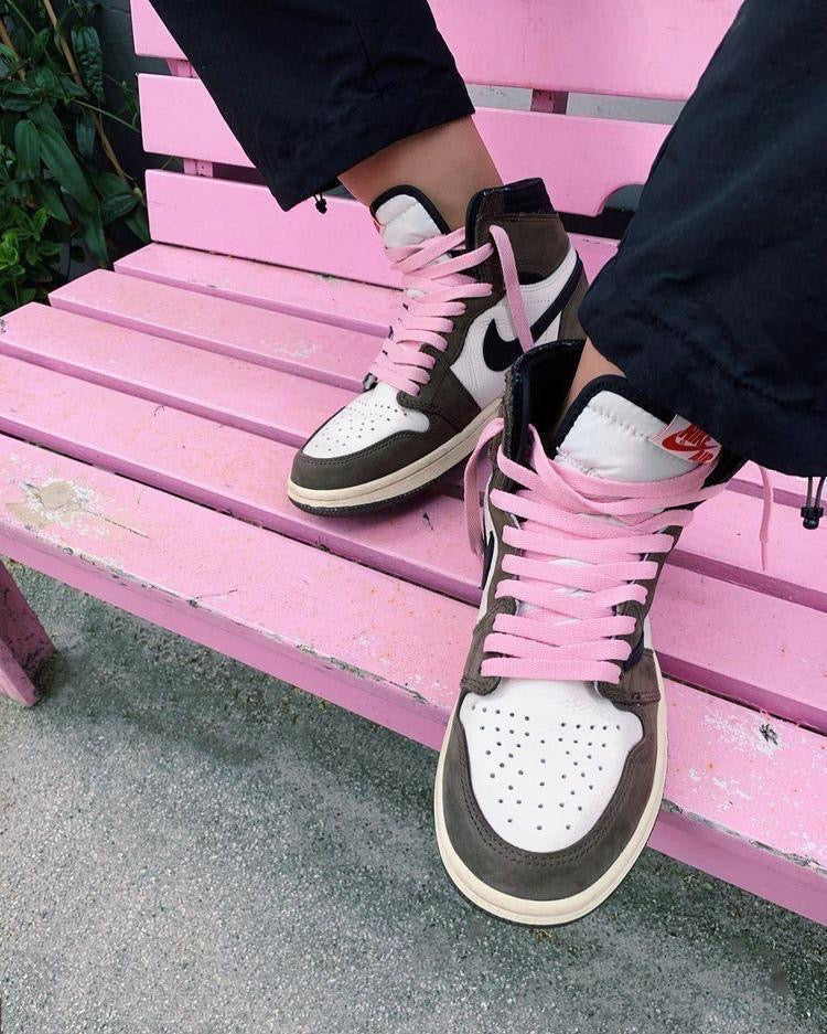 Jordan retro 1 Travis